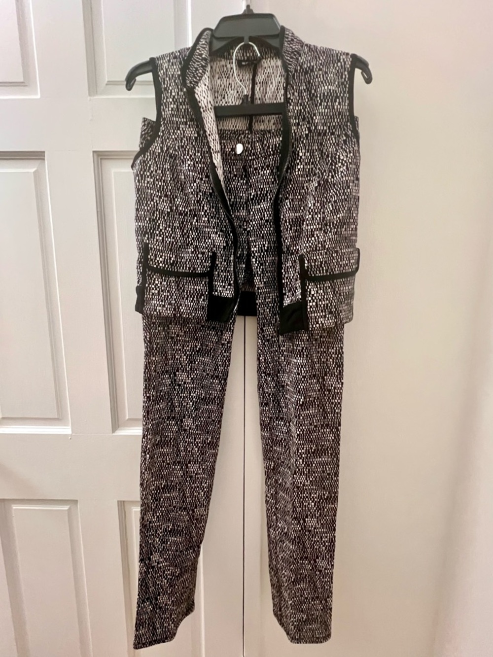 2 pieces! Black & White Textured Vest and Pants by Worth NY